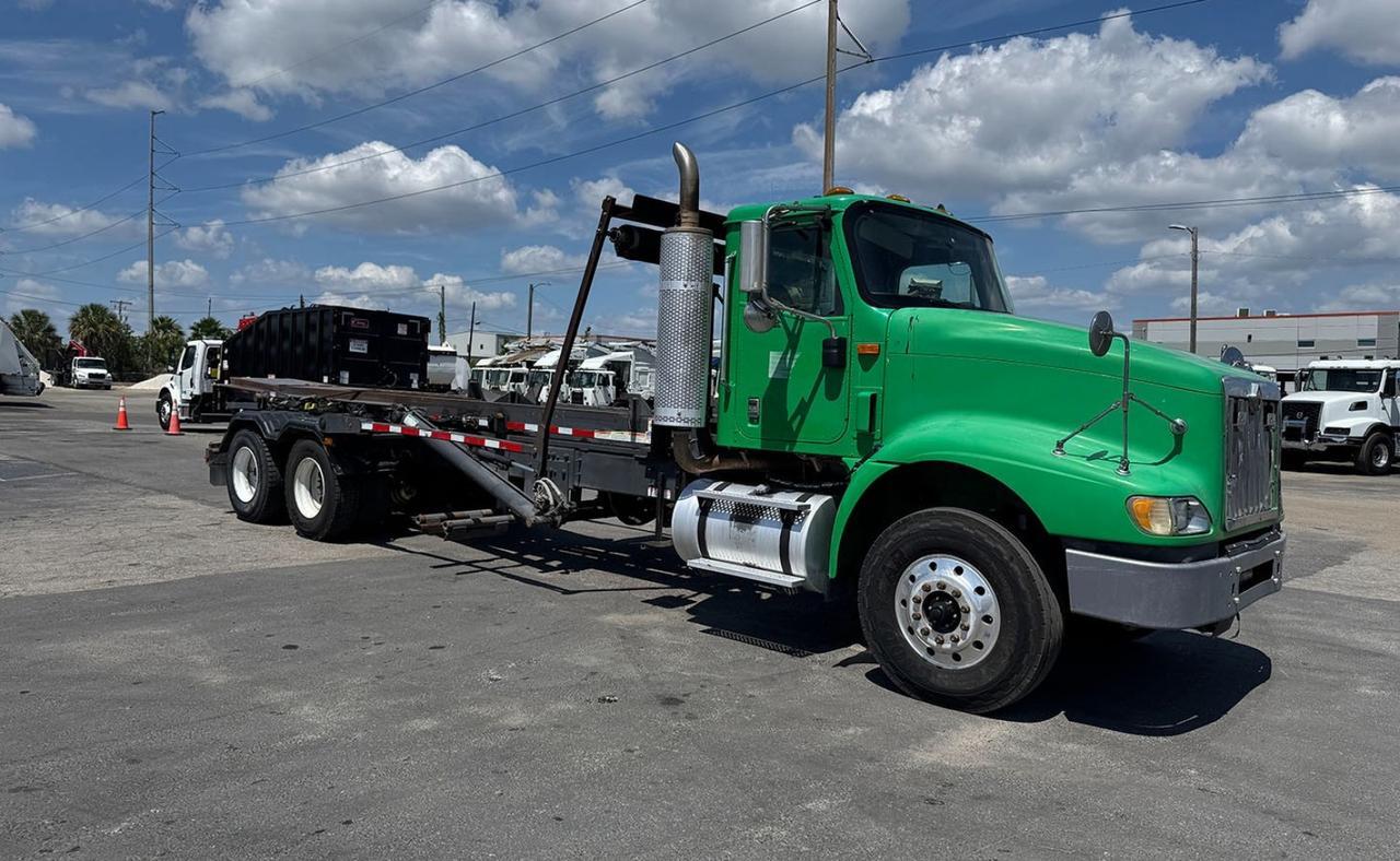 2014 International Paystar 60,000 lb. Heil Dual Lift Roll-off Truck