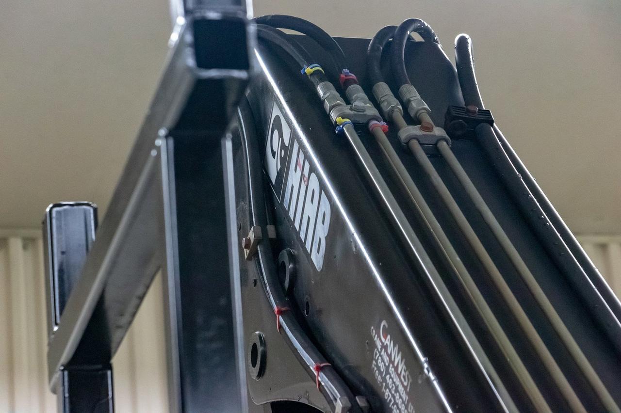 2014 International Terrastar 4X4 S/A Picker Truck Red Deer AB