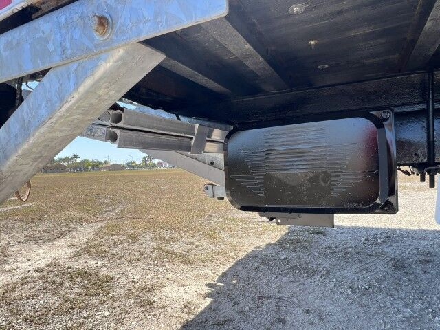 2014 Isuzu NPR-HD 16&apos; Dry Box Truck with 2,200 lb Lift Gate Homestead FL