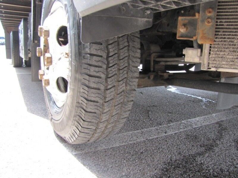 2014 Isuzu NPR-HD Diesel 16' Box Truck Collinsville OK