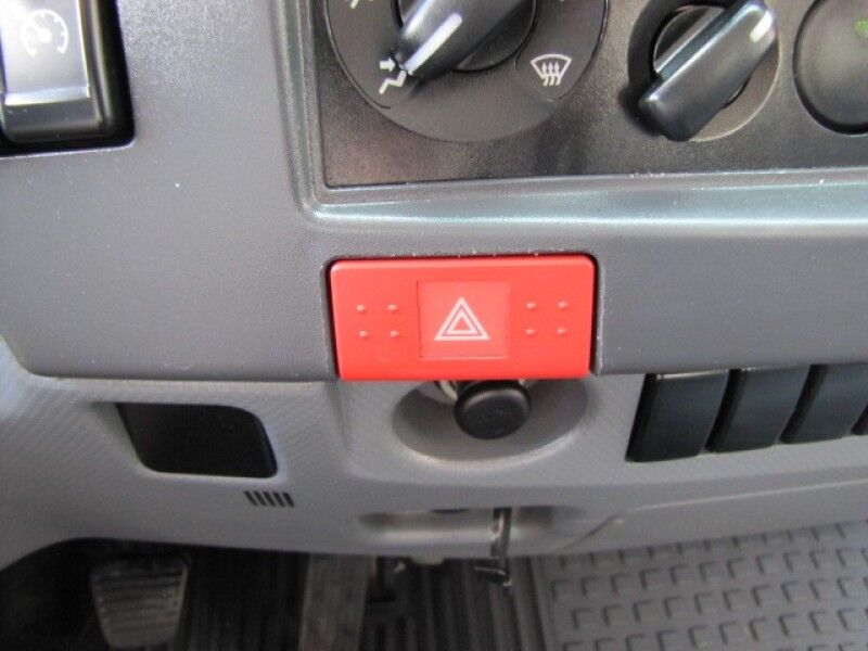 2014 Isuzu NPR-HD Diesel 16' Box Truck Collinsville OK