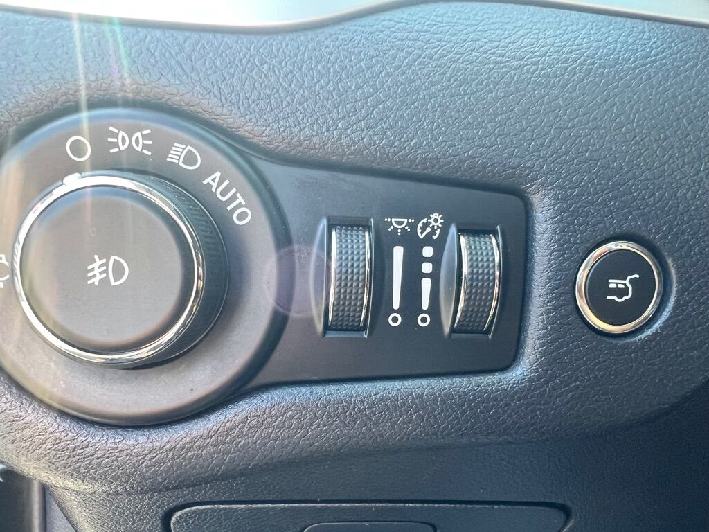 2014 JEEP CHEROKEE LIMITED Des Moines WA