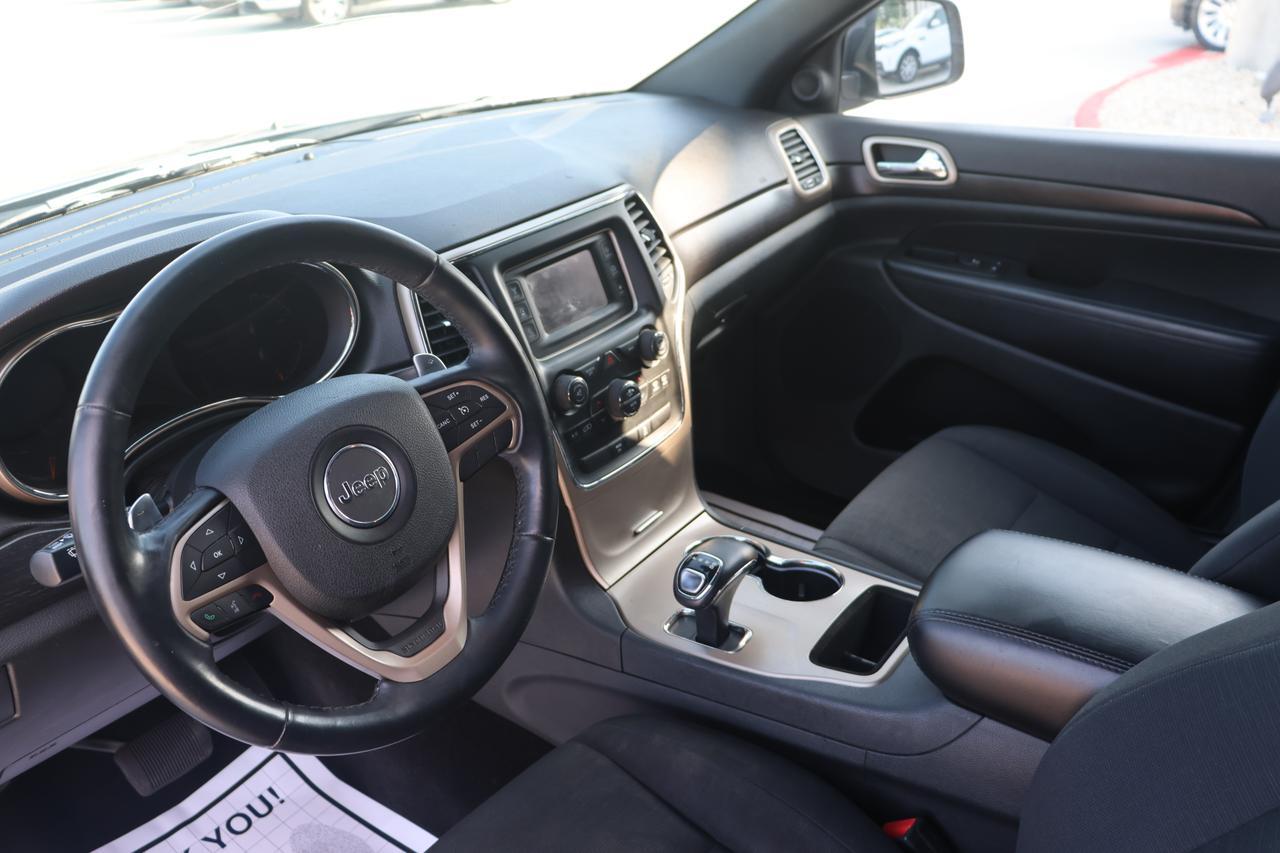 2014 JEEP GRAND CHEROKEE LAREDO Houston TX