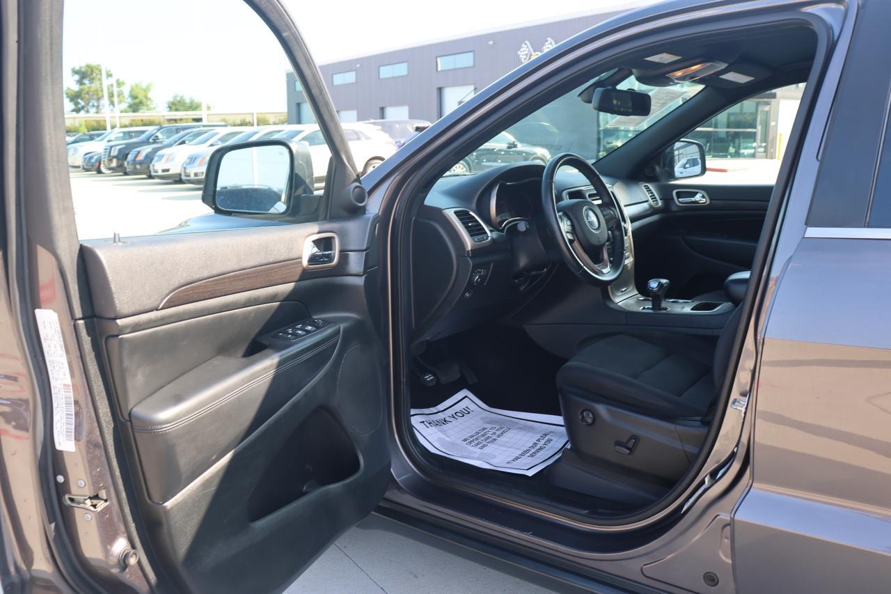 2014 JEEP GRAND CHEROKEE LAREDO Houston TX