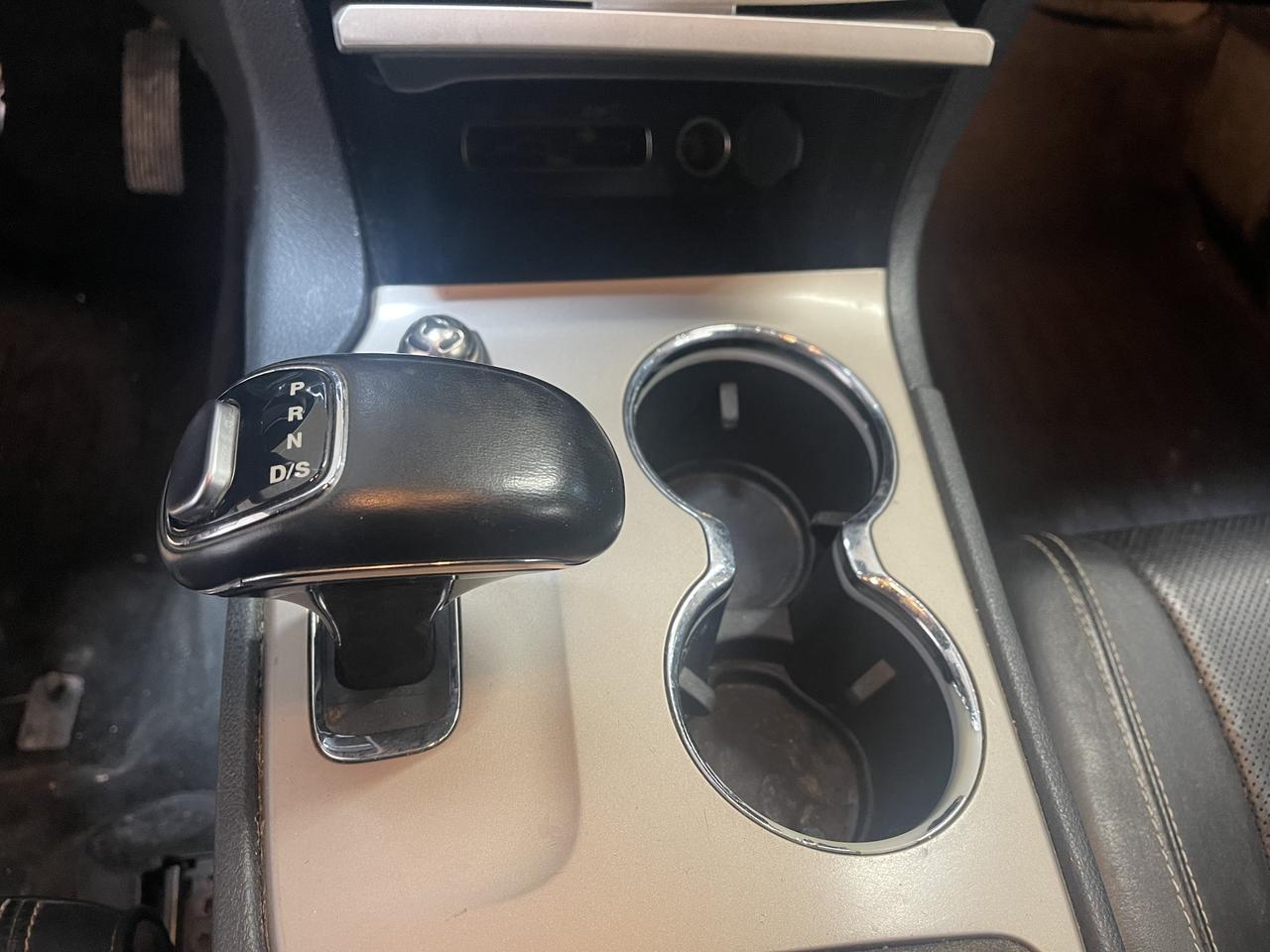 2014 Jeep Grand Cherokee Overland photo 15