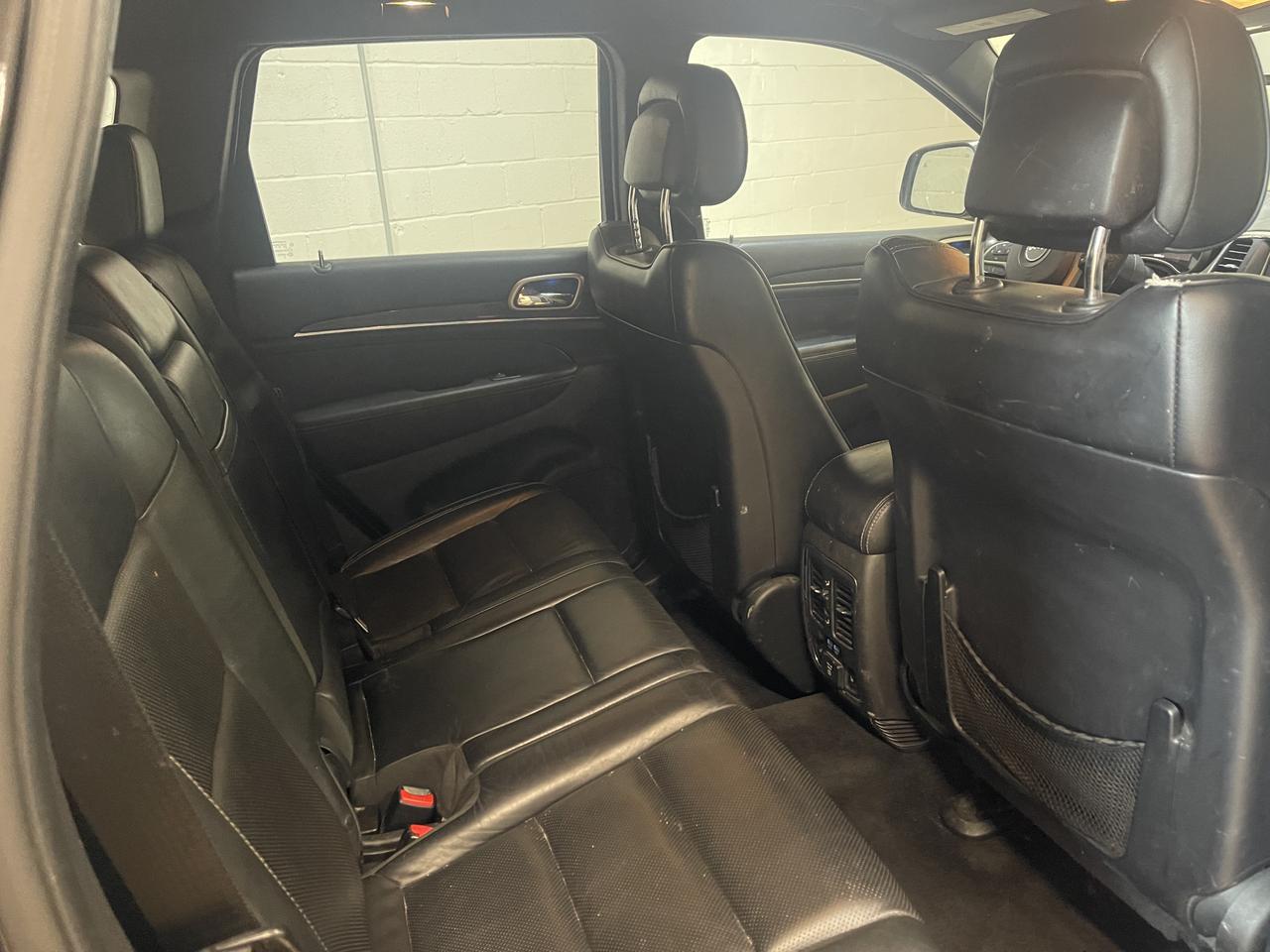 2014 Jeep Grand Cherokee Overland photo 10