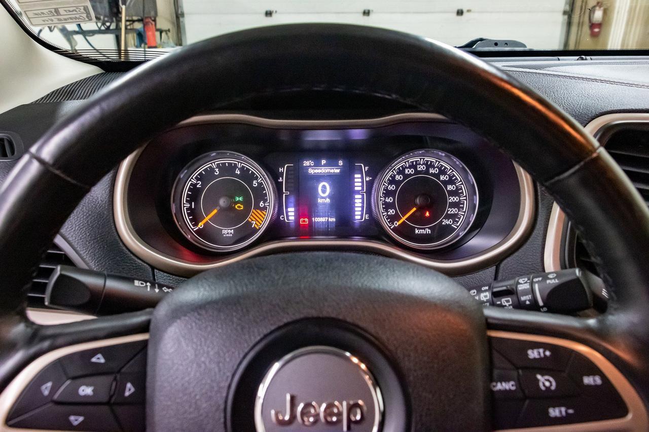 2014 Jeep Cherokee 4x4 North BCam Red Deer AB