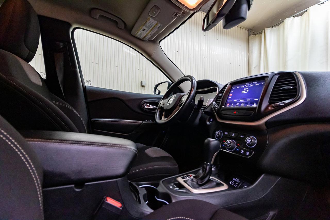 2014 Jeep Cherokee 4x4 North Red Deer AB