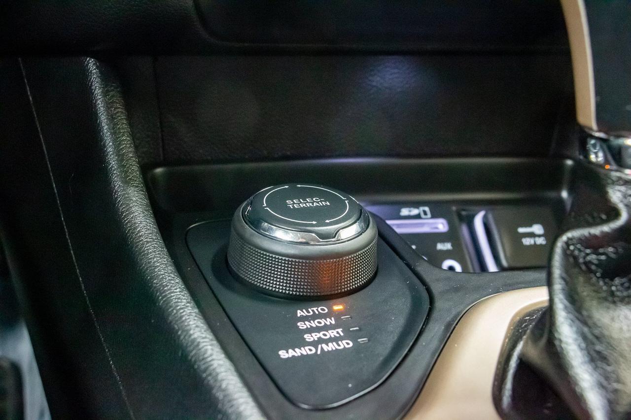 2014 Jeep Cherokee 4x4 North Red Deer AB