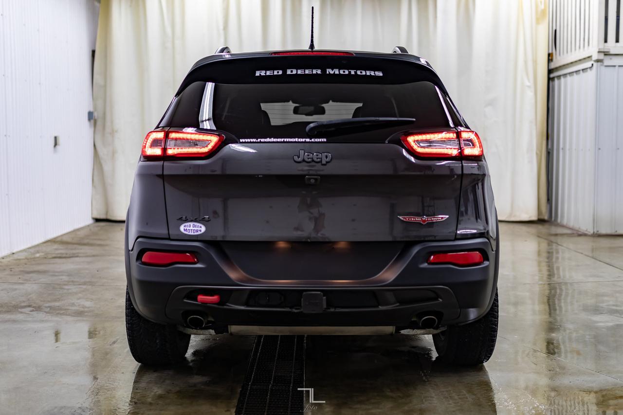 2014 Jeep Cherokee 4x4 Trailhawk BCam Remote Start Red Deer AB