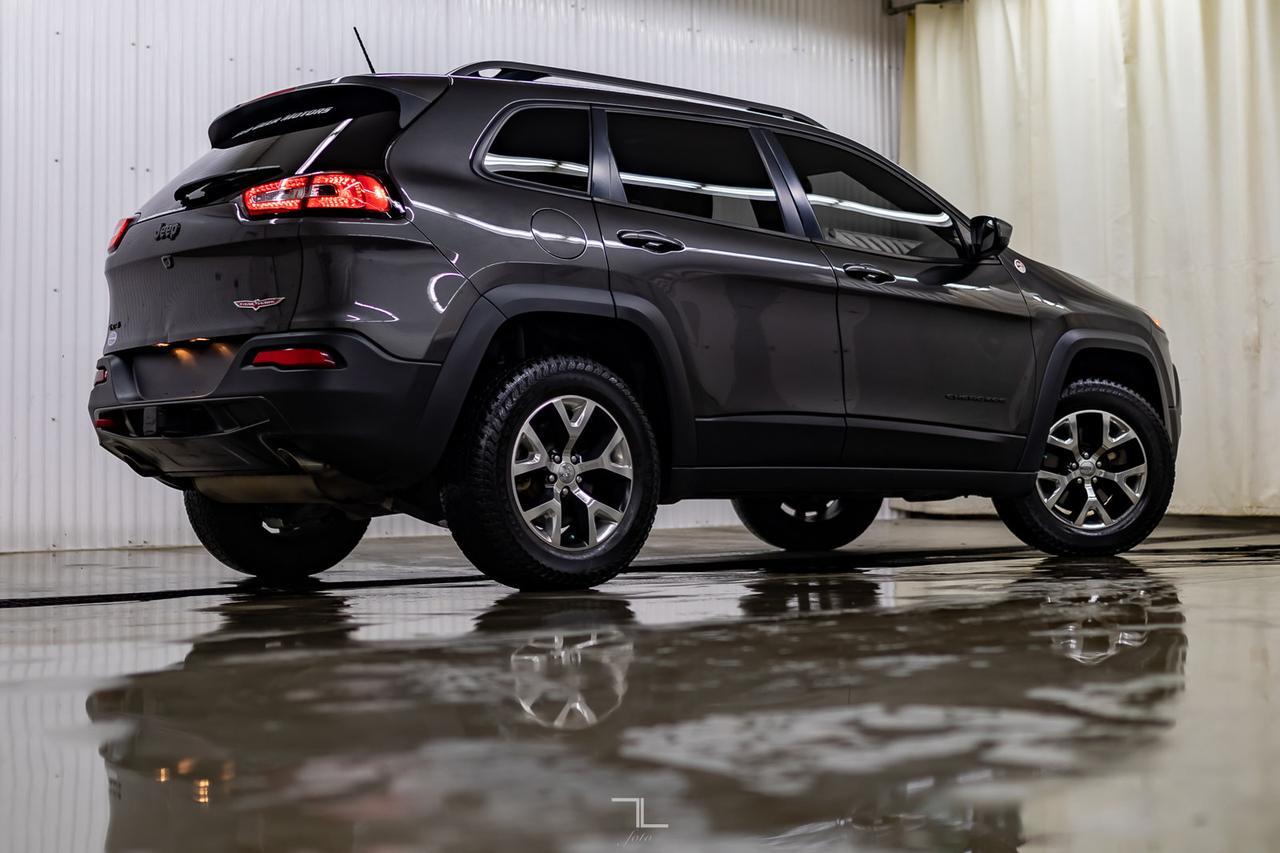 2014 Jeep Cherokee 4x4 Trailhawk BCam Remote Start Red Deer AB