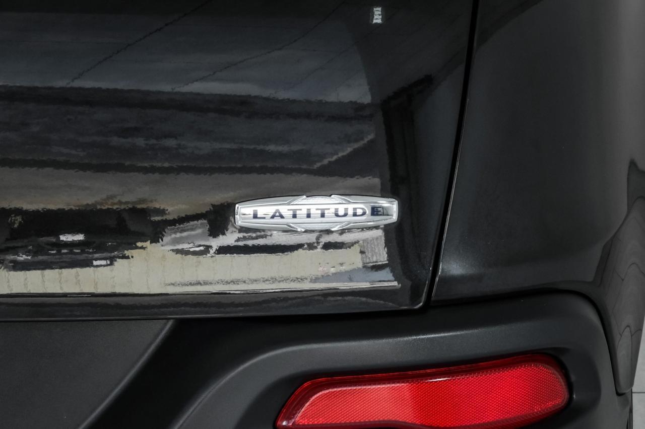 2014 Jeep Cherokee LATITUDE 4WD AUTOMATIC NAVIGATION BLUETOOTH CRUISE CONTROL ALLOY WHEELS Carrollton TX