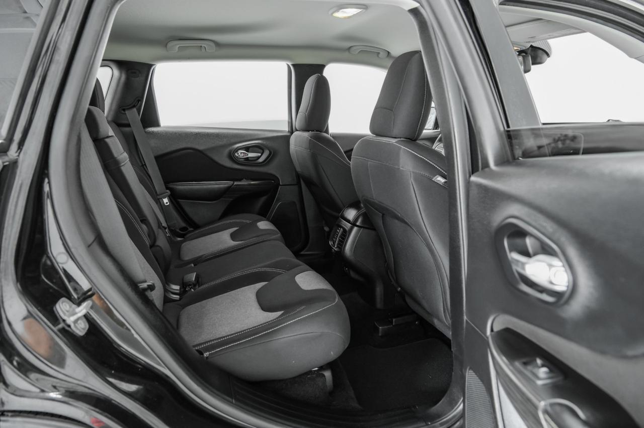 2014 Jeep Cherokee LATITUDE 4WD AUTOMATIC NAVIGATION BLUETOOTH CRUISE CONTROL ALLOY WHEELS Carrollton TX