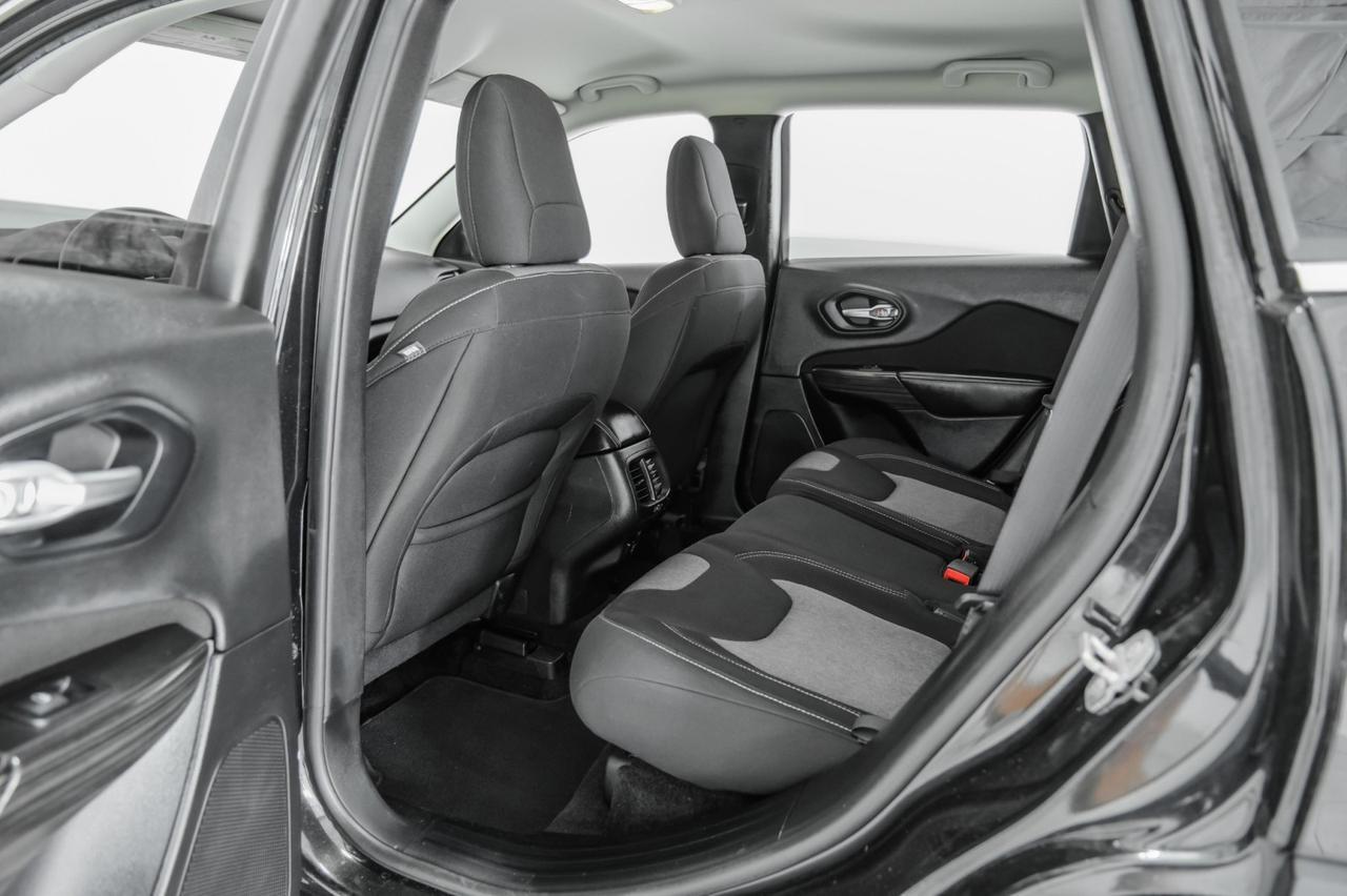 2014 Jeep Cherokee LATITUDE 4WD AUTOMATIC NAVIGATION BLUETOOTH CRUISE CONTROL ALLOY WHEELS Carrollton TX