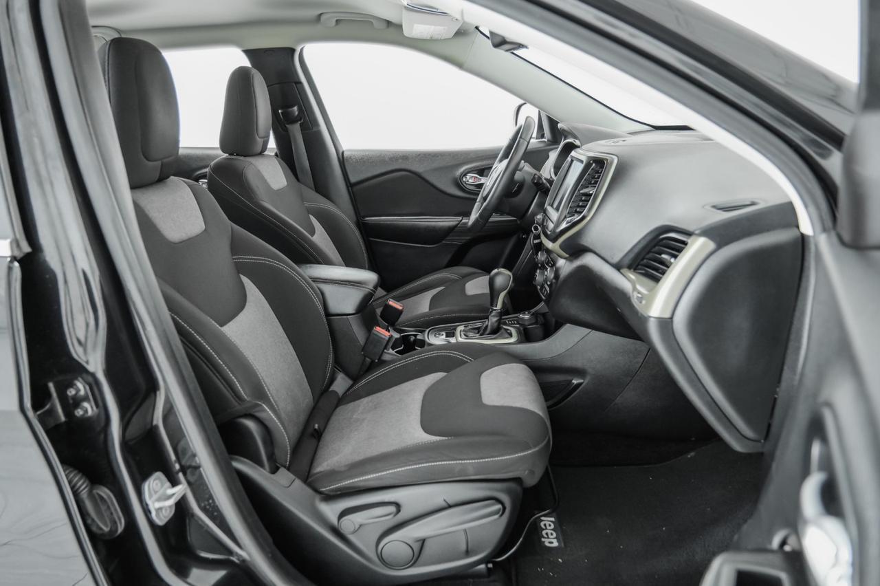 2014 Jeep Cherokee LATITUDE 4WD AUTOMATIC NAVIGATION BLUETOOTH CRUISE CONTROL ALLOY WHEELS Carrollton TX