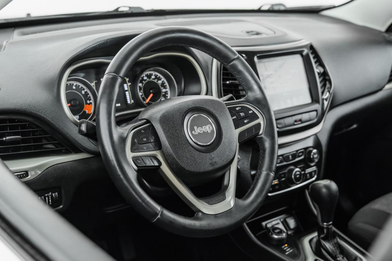 2014 Jeep Cherokee LATITUDE 4WD AUTOMATIC NAVIGATION BLUETOOTH CRUISE CONTROL ALLOY WHEELS Carrollton TX