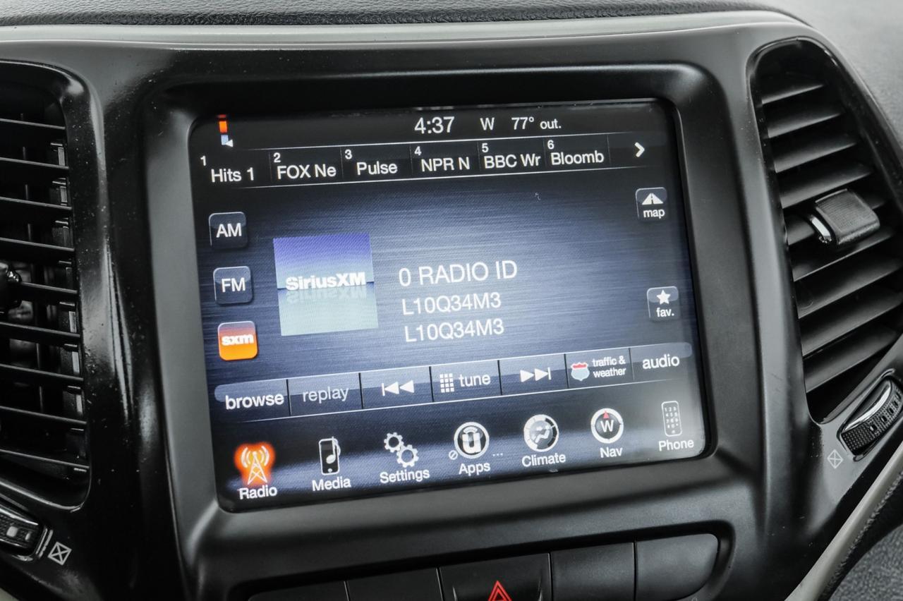 2014 Jeep Cherokee LATITUDE 4WD AUTOMATIC NAVIGATION BLUETOOTH CRUISE CONTROL ALLOY WHEELS Carrollton TX