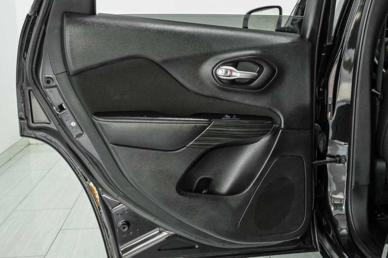 2014 Jeep Cherokee LATITUDE 4WD AUTOMATIC NAVIGATION BLUETOOTH CRUISE CONTROL ALLOY WHEELS Carrollton TX