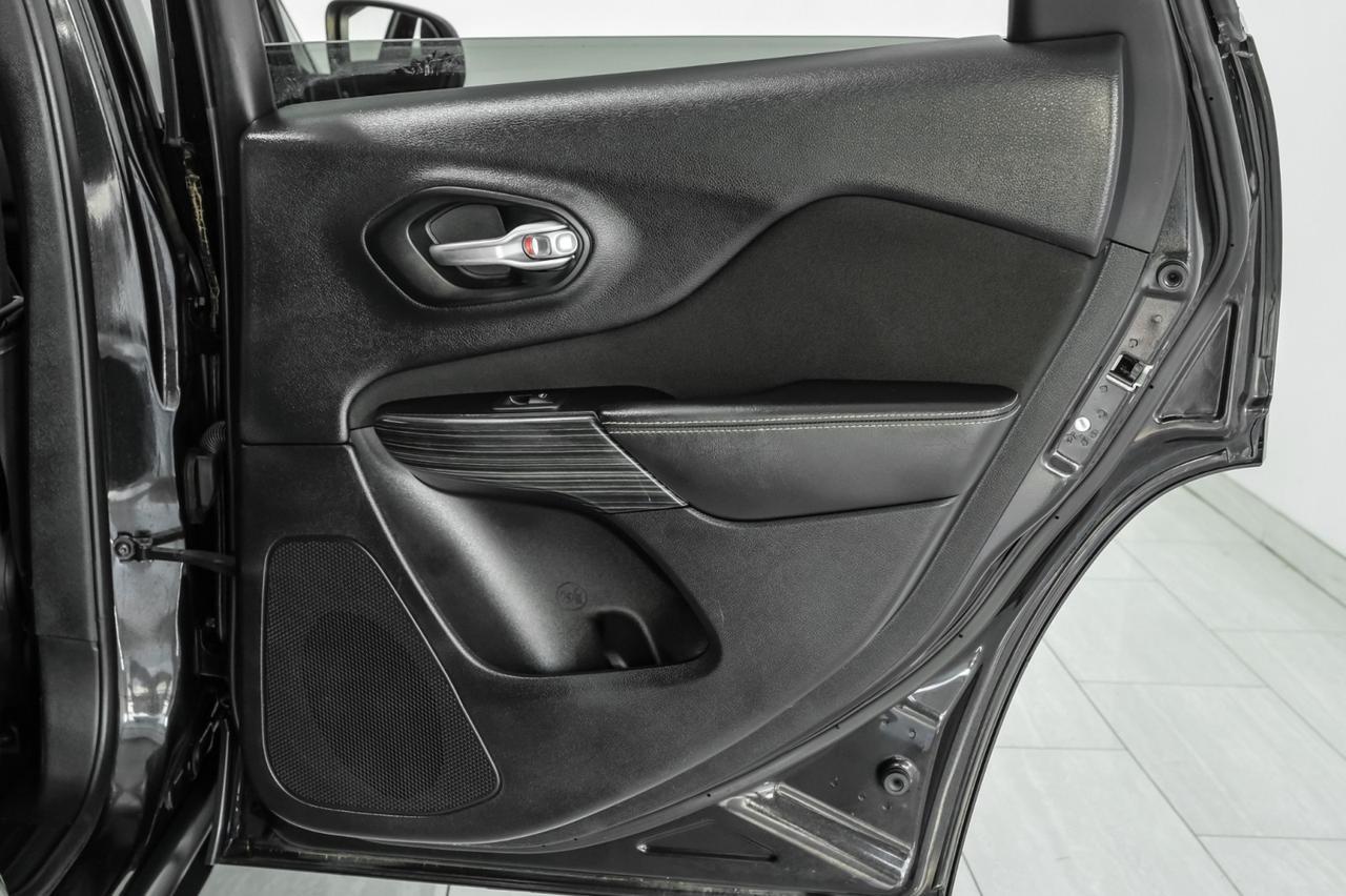 2014 Jeep Cherokee LATITUDE 4WD AUTOMATIC NAVIGATION BLUETOOTH CRUISE CONTROL ALLOY WHEELS Carrollton TX