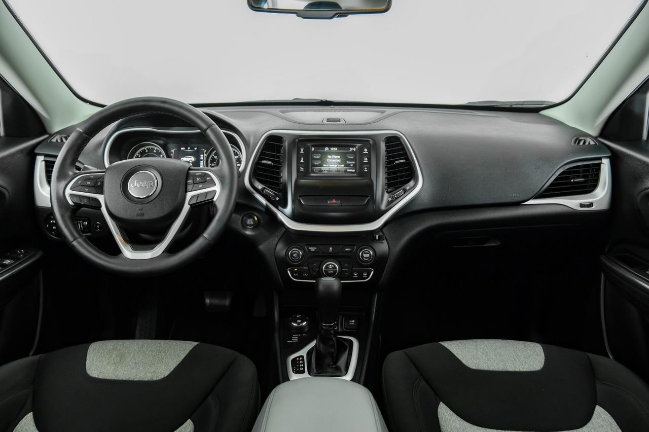 2014 Jeep Cherokee LATITUDE 4WD REAR CAMERA KEYLESS STRAT BLUETOOTH POWER DRIVER SE Carrollton TX