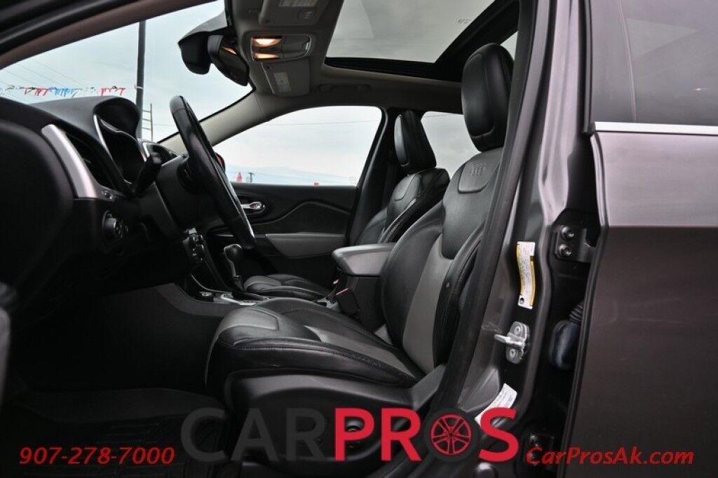 2014 Jeep Cherokee Limited - 3.2L V6 - 4X4 - Remote Start - Front Heated Leather Seats - Heated Steering Wheel - Bluetooth - Navigation - Backup Camera - Panoramic Sunroof - Tow Package Anchorage AK