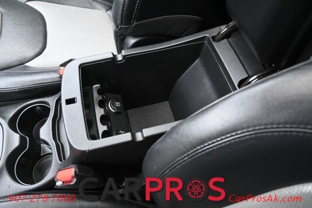 2014 Jeep Cherokee Limited - 3.2L V6 - 4X4 - Remote Start - Front Heated Leather Seats - Heated Steering Wheel - Bluetooth - Navigation - Backup Camera - Panoramic Sunroof - Tow Package Anchorage AK