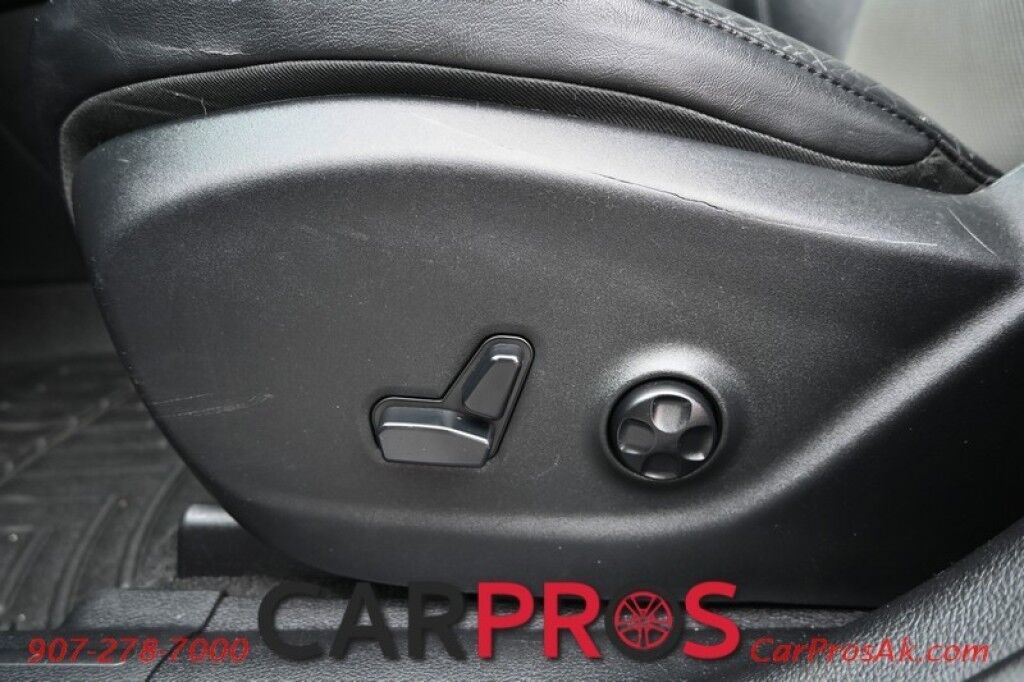 2014 Jeep Cherokee Limited - 3.2L V6 - 4X4 - Remote Start - Front Heated Leather Seats - Heated Steering Wheel - Bluetooth - Navigation - Backup Camera - Panoramic Sunroof - Tow Package Anchorage AK