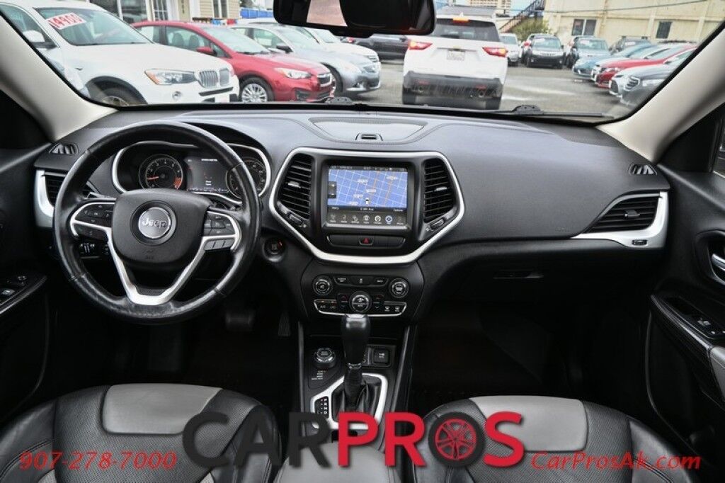 2014 Jeep Cherokee Limited - 3.2L V6 - 4X4 - Remote Start - Front Heated Leather Seats - Heated Steering Wheel - Bluetooth - Navigation - Backup Camera - Panoramic Sunroof - Tow Package Anchorage AK