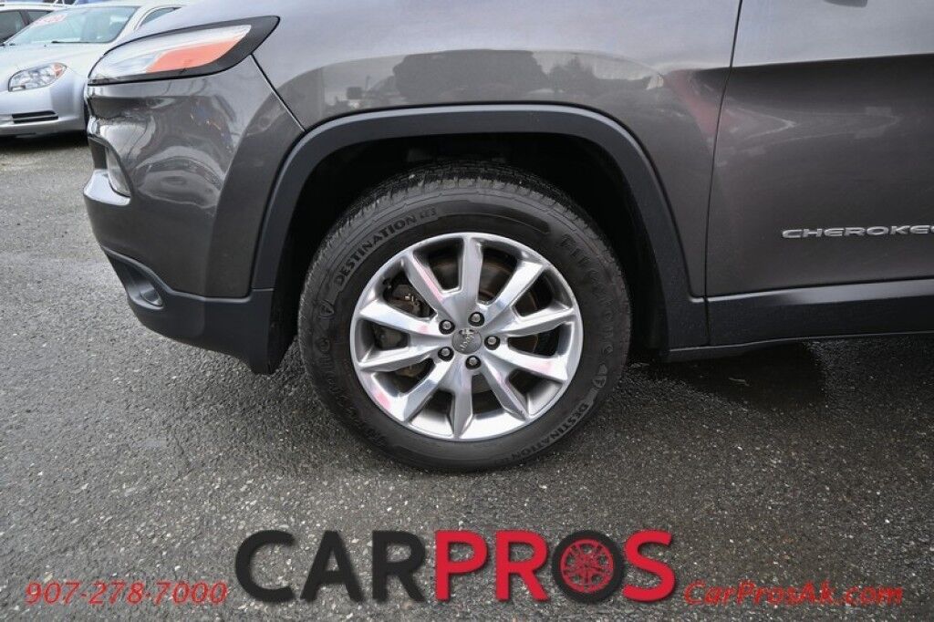 2014 Jeep Cherokee Limited - 3.2L V6 - 4X4 - Remote Start - Front Heated Leather Seats - Heated Steering Wheel - Bluetooth - Navigation - Backup Camera - Panoramic Sunroof - Tow Package Anchorage AK