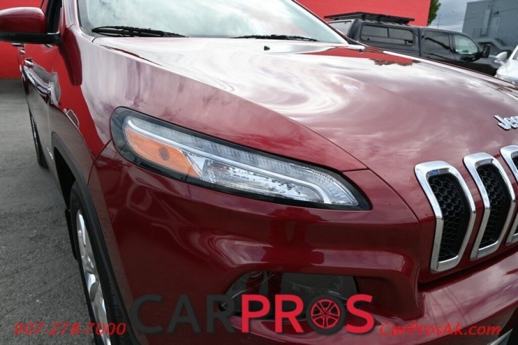 2014 Jeep Cherokee Limited - 3.2L V6 - Automatic - 4X4 - Heated Leather Seats - Remote Start - Navigation - Panoramic Sunroof - Tow Package Anchorage AK