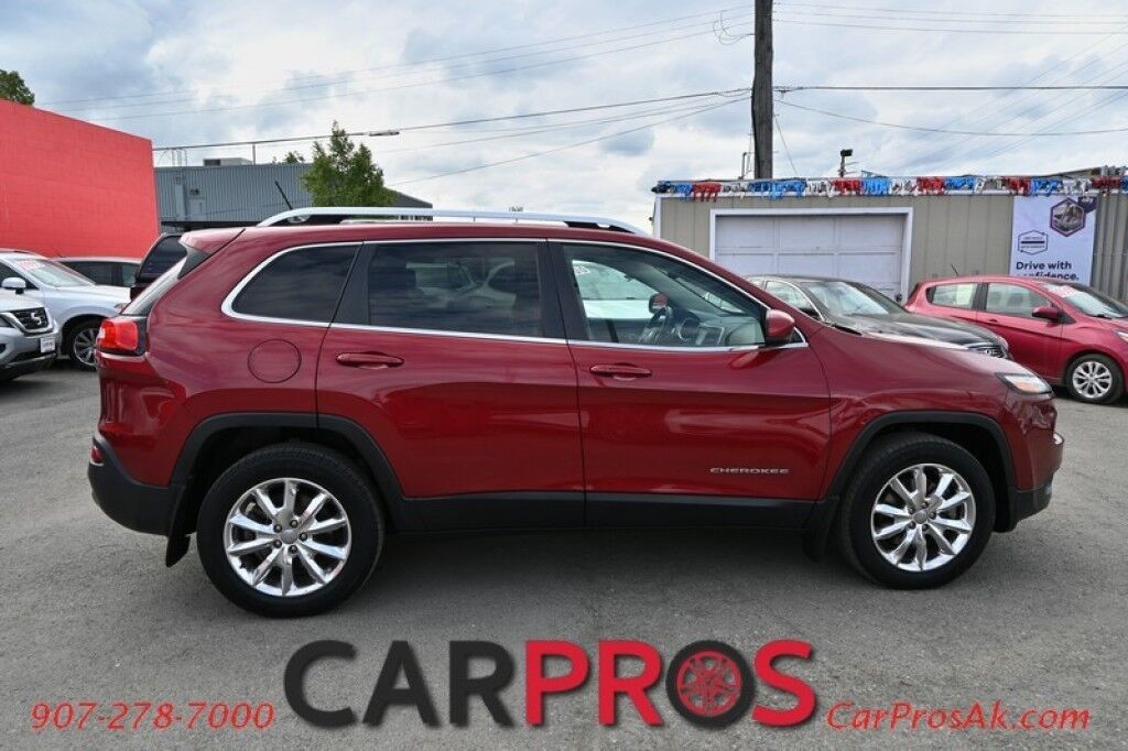 2014 Jeep Cherokee Limited - 3.2L V6 - Automatic - 4X4 - Heated Leather Seats - Remote Start - Navigation - Panoramic Sunroof - Tow Package Anchorage AK