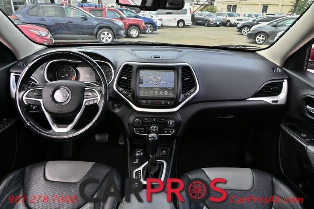 2014 Jeep Cherokee Limited - 3.2L V6 - Automatic - 4X4 - Heated Leather Seats - Remote Start - Navigation - Panoramic Sunroof - Tow Package Anchorage AK