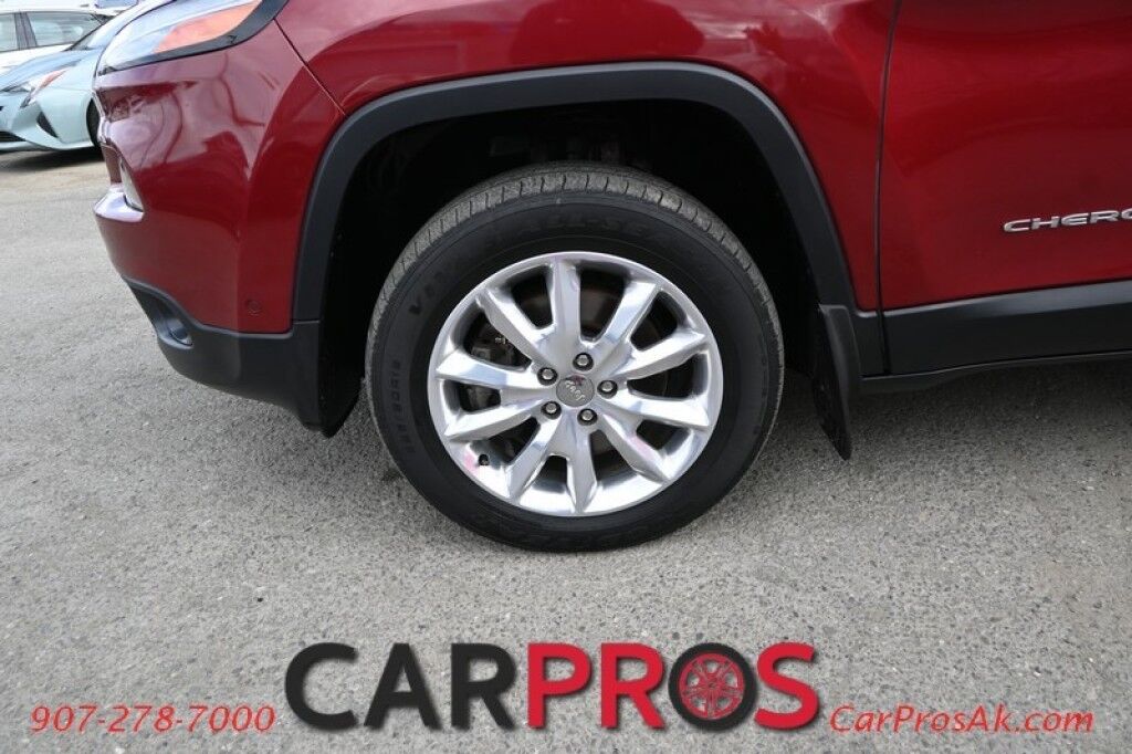 2014 Jeep Cherokee Limited - 3.2L V6 - Automatic - 4X4 - Heated Leather Seats - Remote Start - Navigation - Panoramic Sunroof - Tow Package Anchorage AK