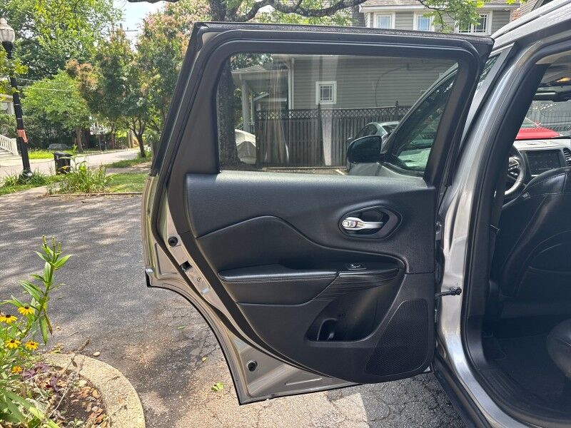 2014 Jeep Cherokee Limited AWD/4WD w/ Technology Group Arlington VA