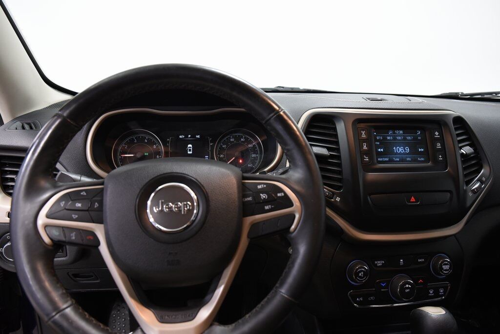 2014 Jeep Cherokee Sport Akron OH