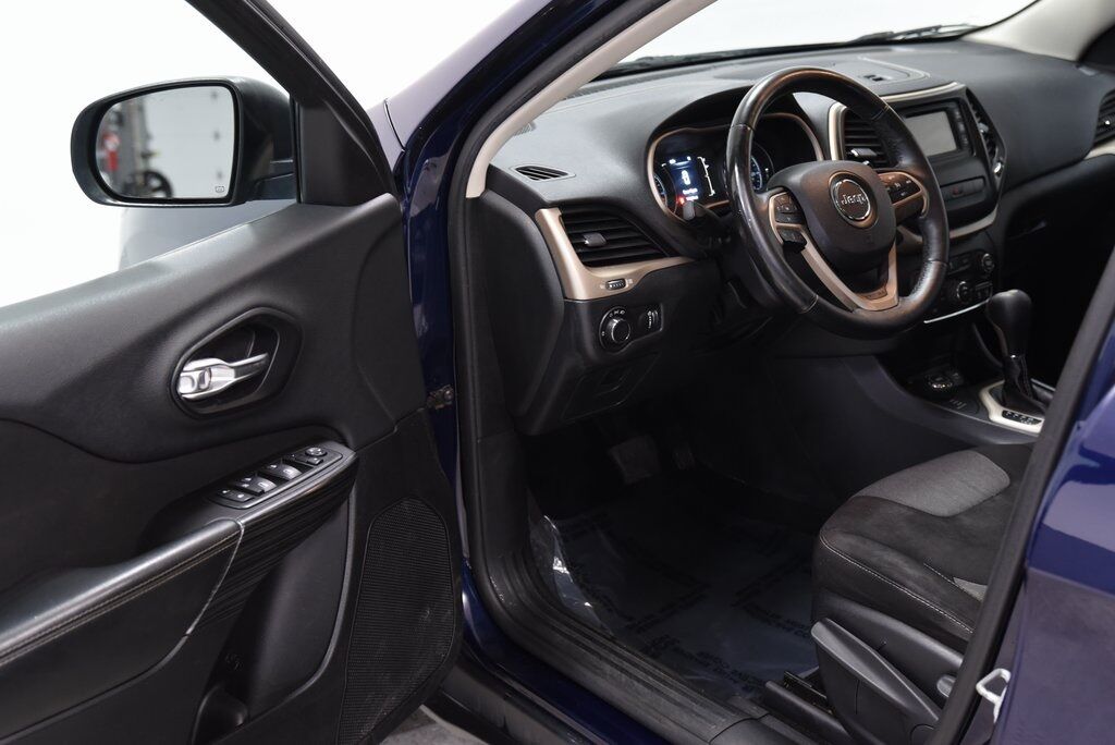 2014 Jeep Cherokee Sport Akron OH