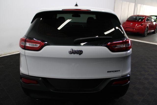 2014 Jeep Cherokee Sport - Photo 24