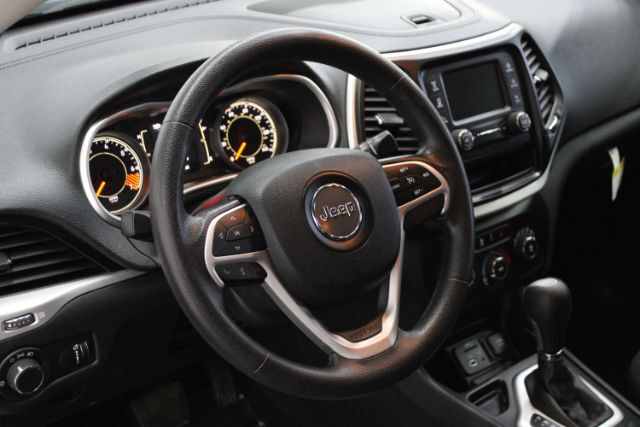 2014 Jeep Cherokee Sport - Photo 28