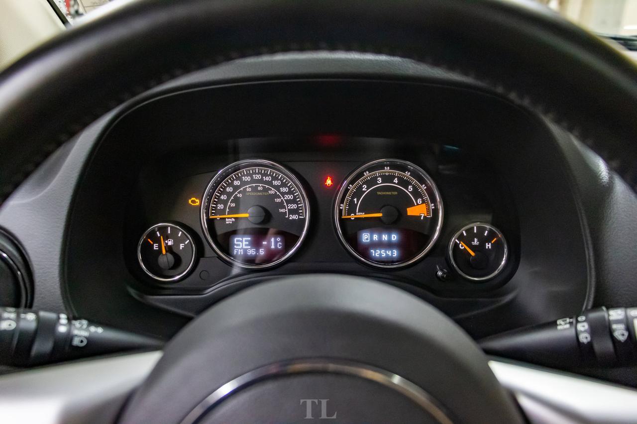 2014 Jeep Compass 4x4 Limited Leather Roof Nav BCam Red Deer AB