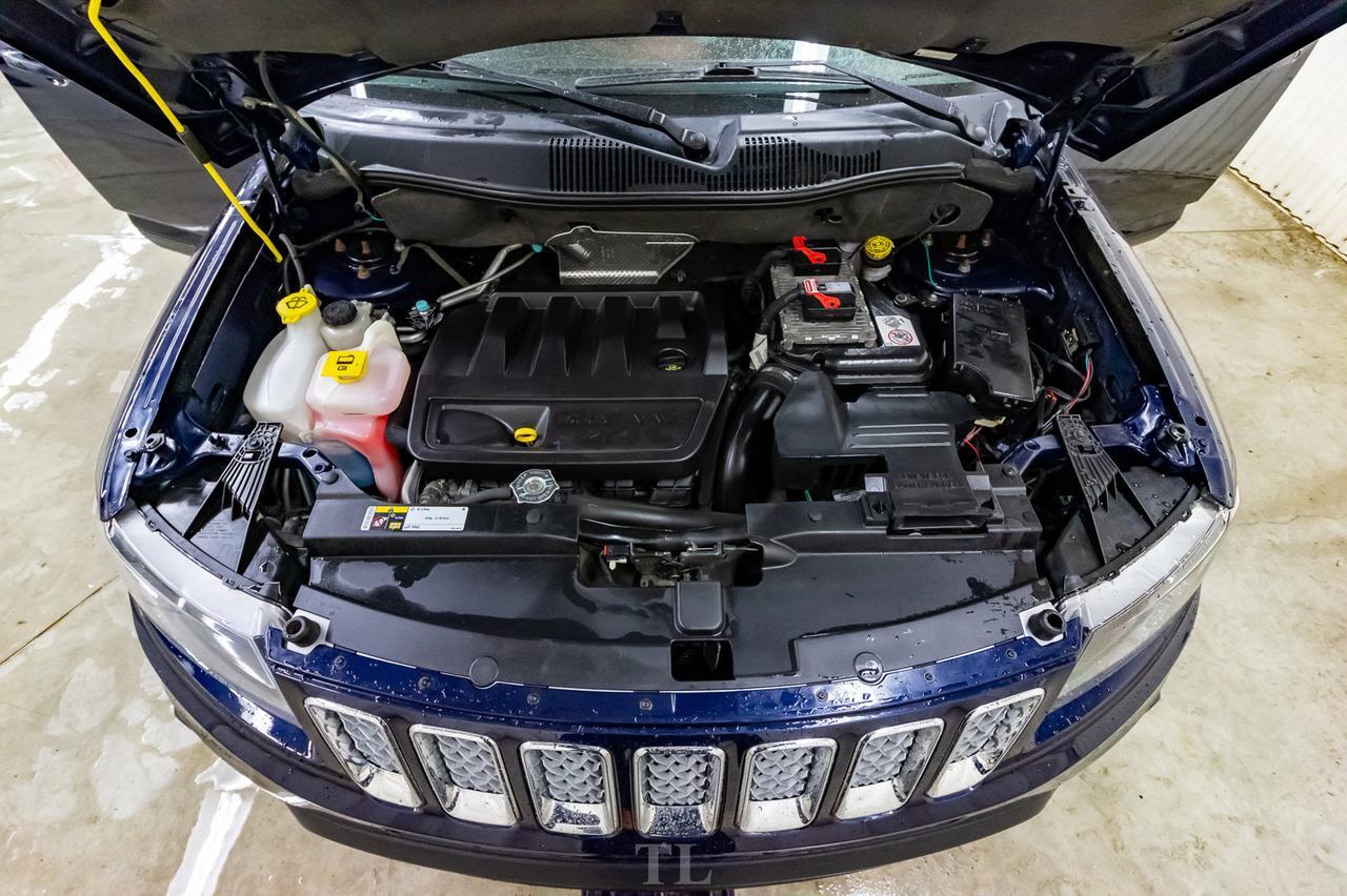 2014 Jeep Compass 4x4 Limited Leather Roof Nav BCam Red Deer AB