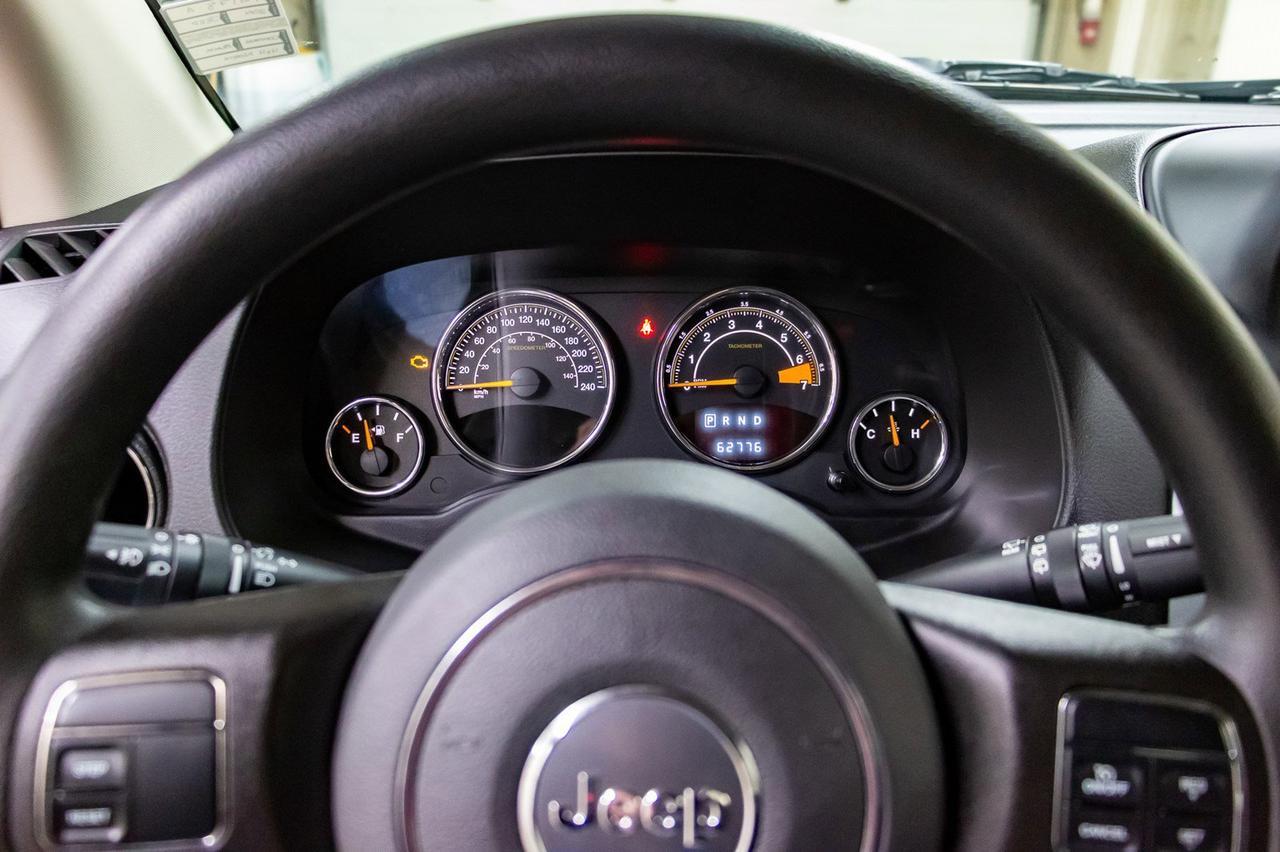 2014 Jeep Compass 4x4 North Edition Leather BCam Red Deer AB