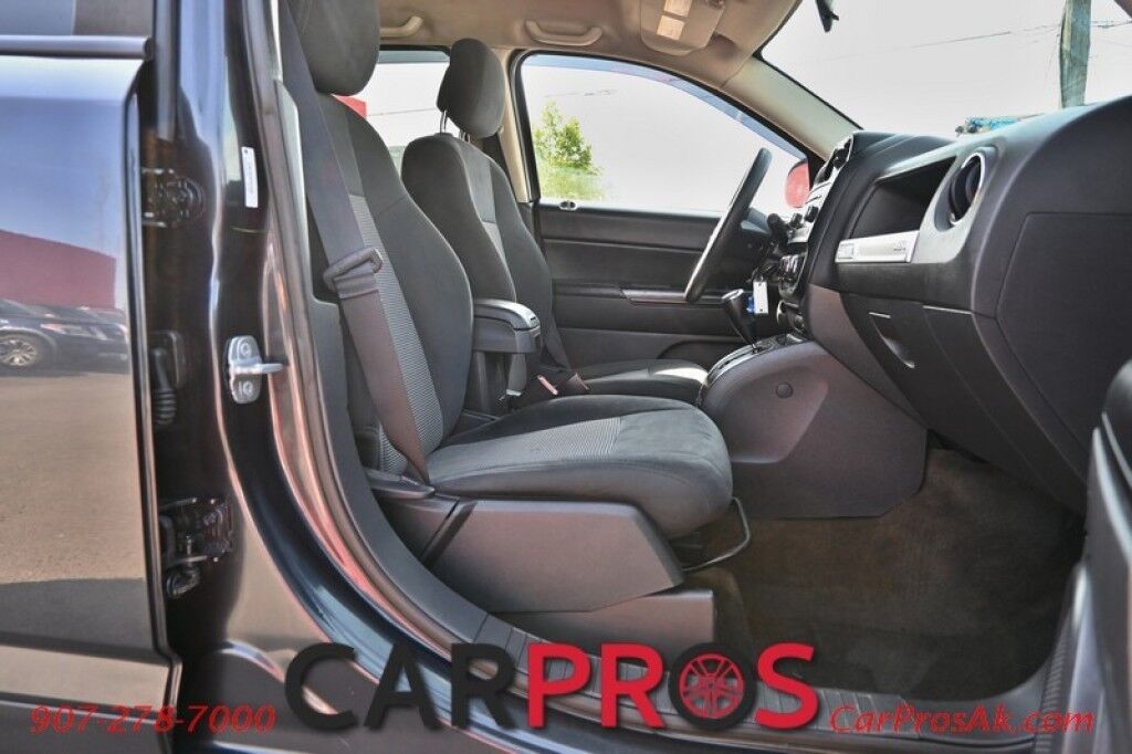 2014 Jeep Compass Sport - 2.0L - Automatic - Power Windows & Door Locks - Keyless Entry - Air Conditioner - Cruise Control Anchorage AK