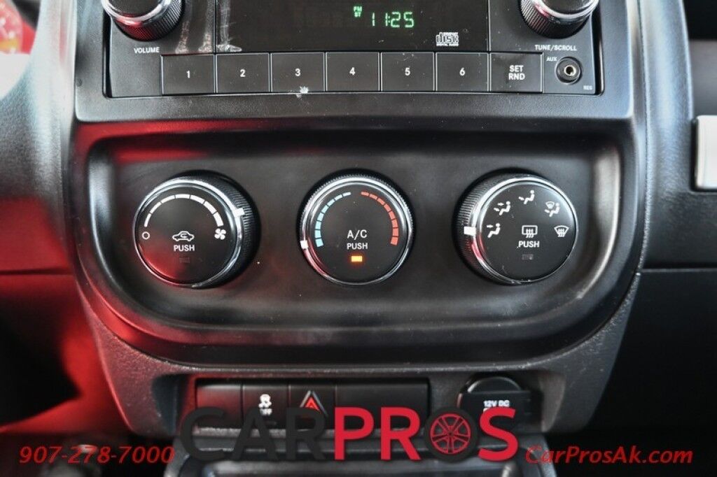 2014 Jeep Compass Sport - 2.0L - Automatic - Power Windows & Door Locks - Keyless Entry - Air Conditioner - Cruise Control Anchorage AK