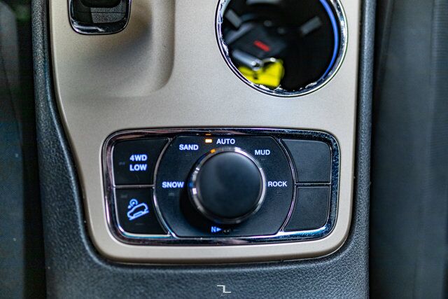 2014 Jeep Grand Cherokee 4x4 Laredo PSeat Red Deer AB