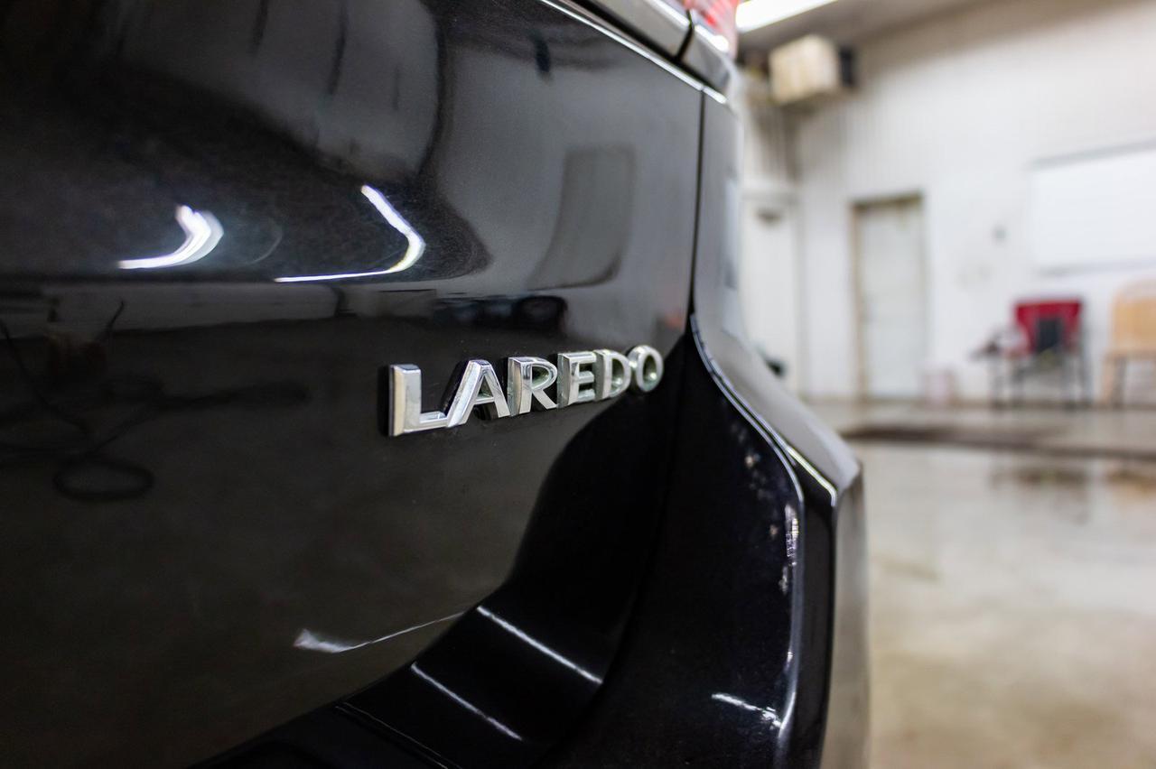 2014 Jeep Grand Cherokee 4x4 Laredo Red Deer AB