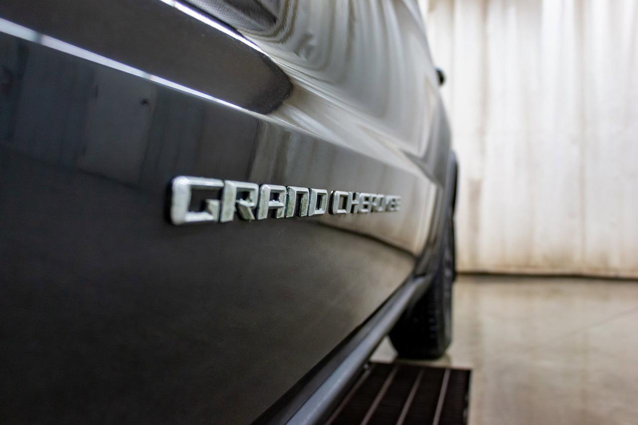 2014 Jeep Grand Cherokee 4x4 Laredo Red Deer AB