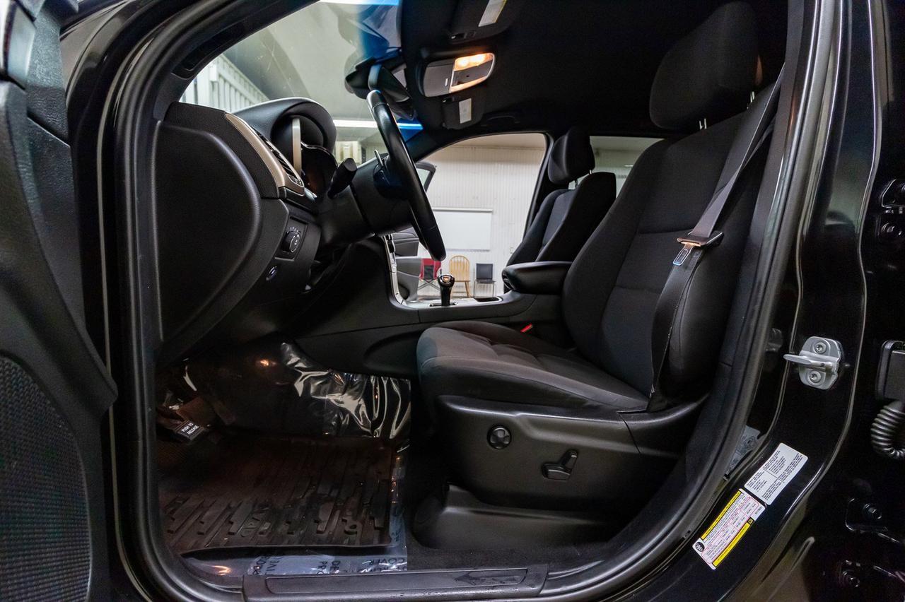 2014 Jeep Grand Cherokee 4x4 Laredo Red Deer AB