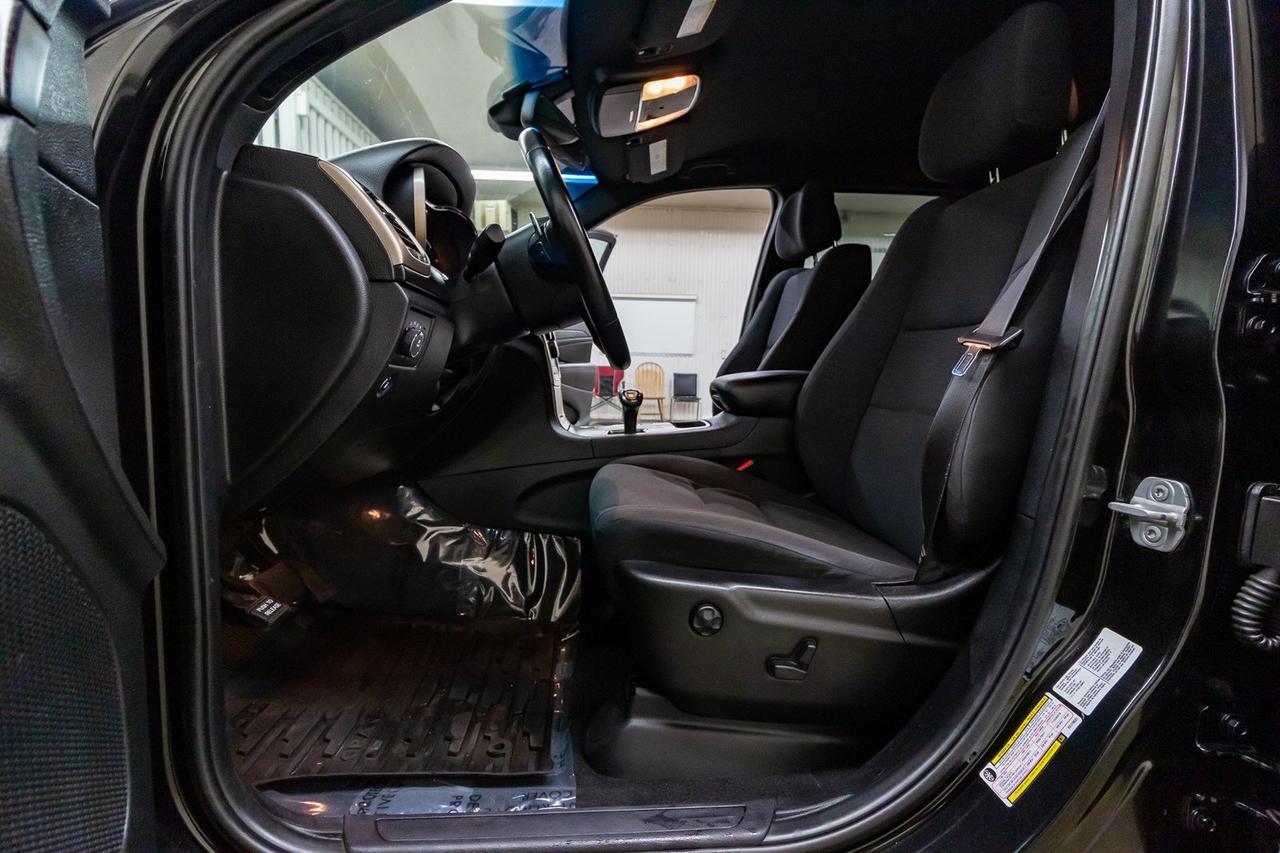 2014 Jeep Grand Cherokee 4x4 Laredo Red Deer AB