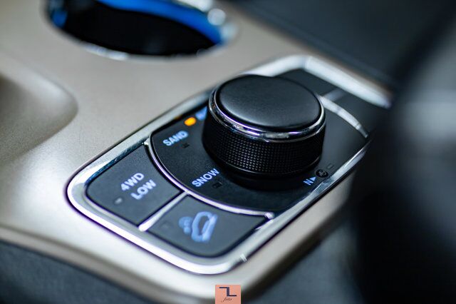 2014 Jeep Grand Cherokee 4x4 Limited HEMI Leather Roof Nav Red Deer AB