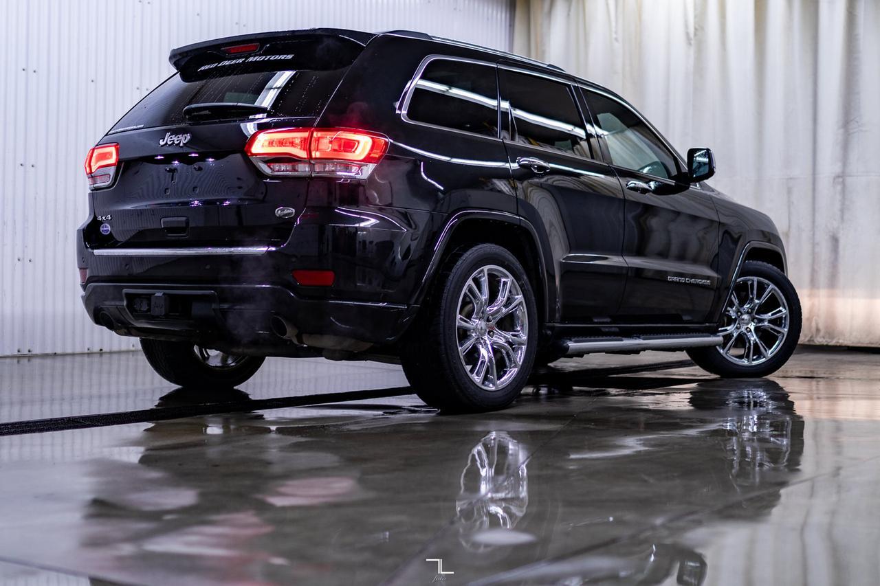 2014 Jeep Grand Cherokee 4x4 Overland Leather Roof Nav Red Deer AB